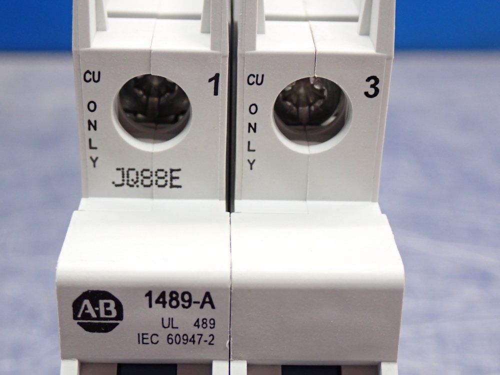 Allen Bradley Industrial Circuit Breaker - 1489-a2d050