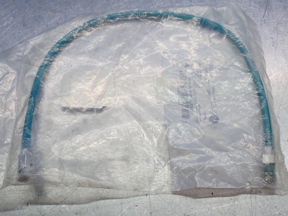 Allen Bradley Ethernet Cable Unit Cat 5 - 1585j-m8hbjm-0m6