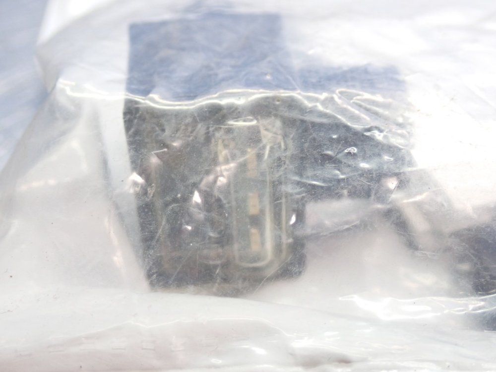 Allen Bradley Photoelectric Sensor Transmitted Beam Receiver - 42ef-r9kbbv-f4