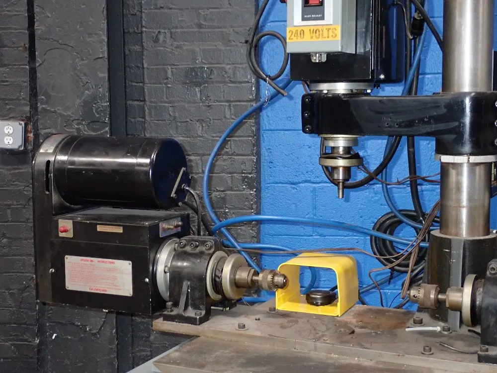 Dumore Vertical  Horizontal Drilling Unit