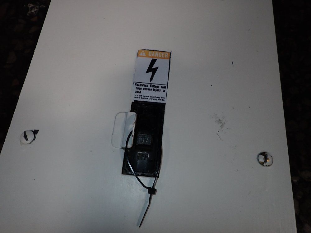  Disconnect Panel