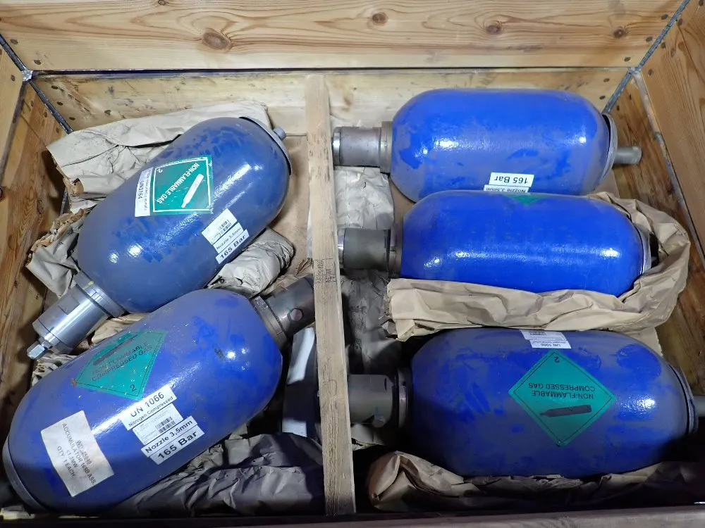 Accumulators W/nitrogen