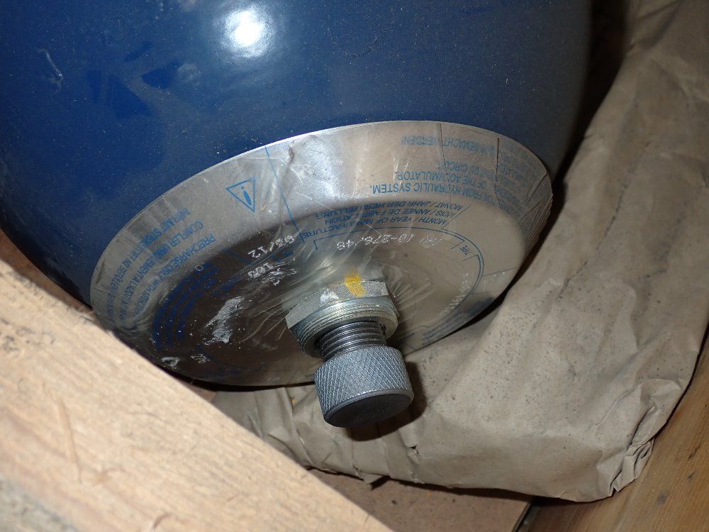 Accumulators W/nitrogen