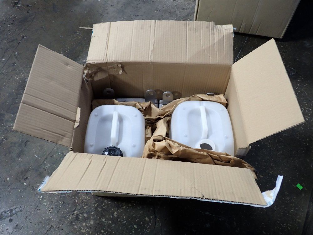  Plastic Jugsfixtures