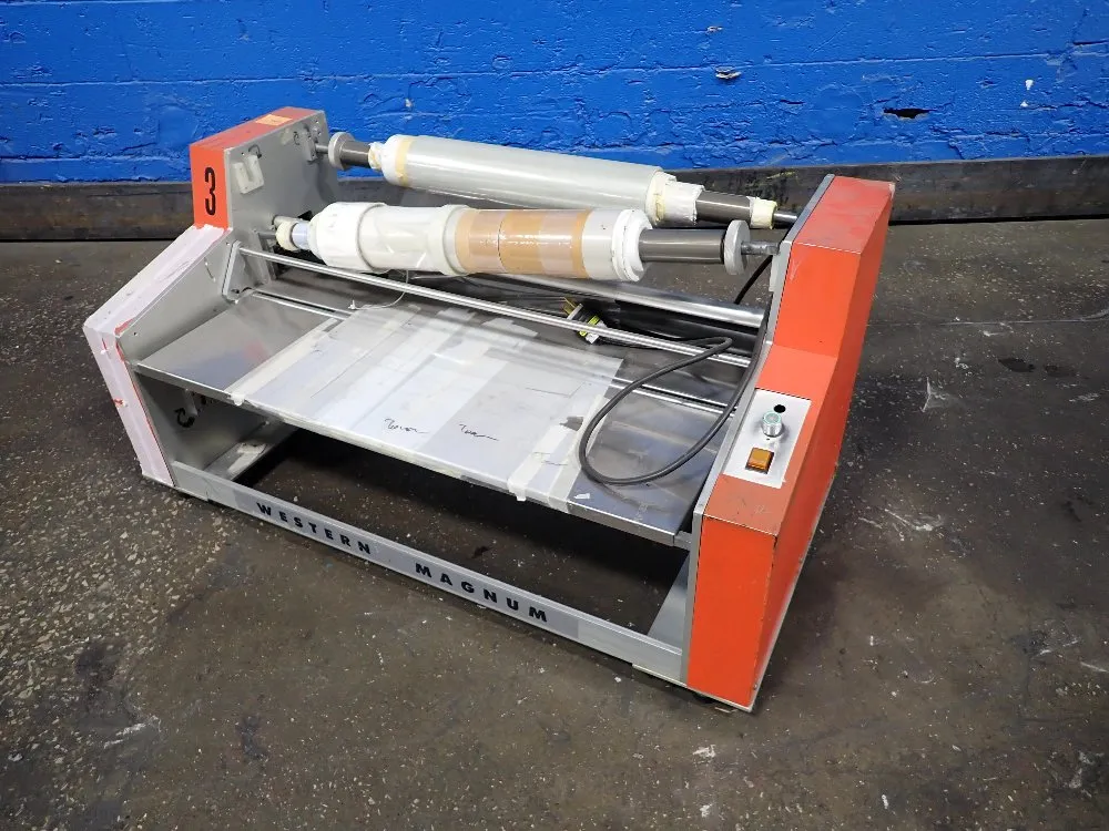 LAMINATOR