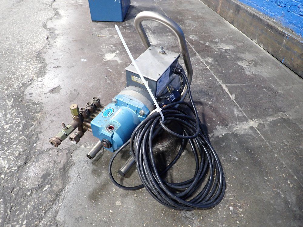 Caterpillar Pump