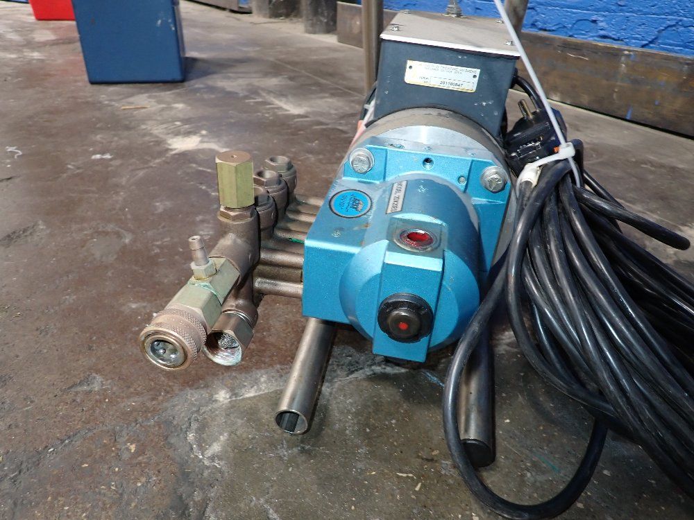 Caterpillar Pump