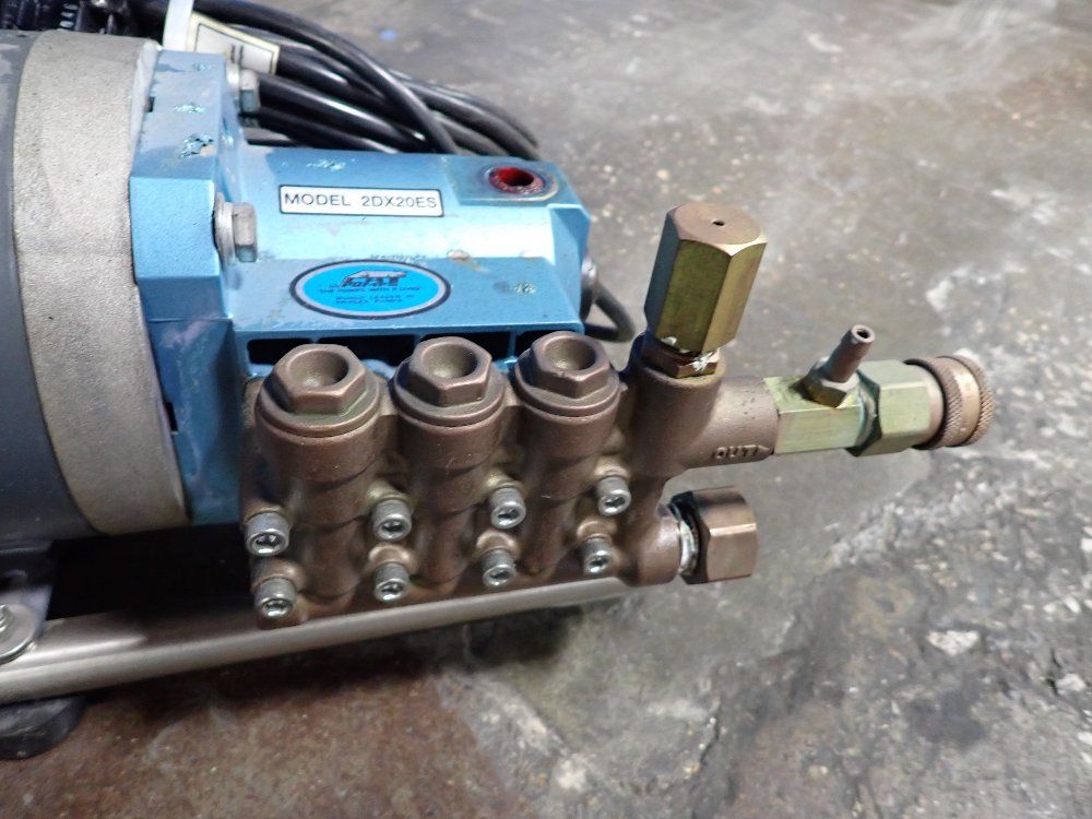 Caterpillar Pump
