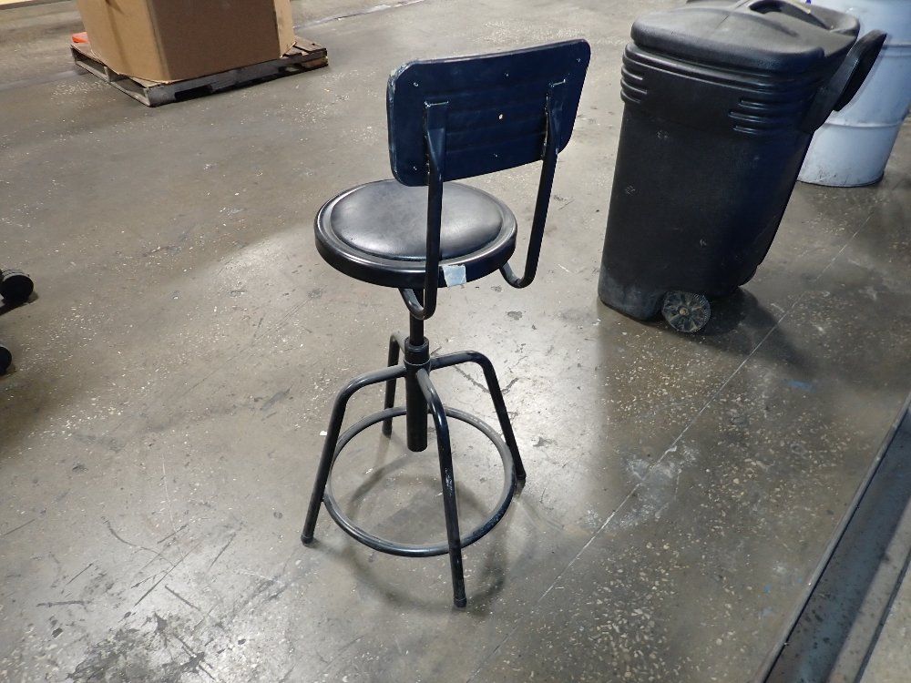  Swivel Chair