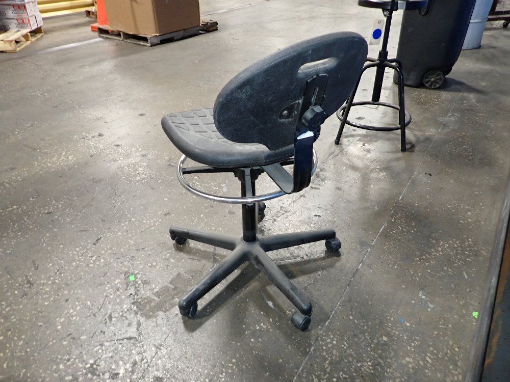  Swivel Chair