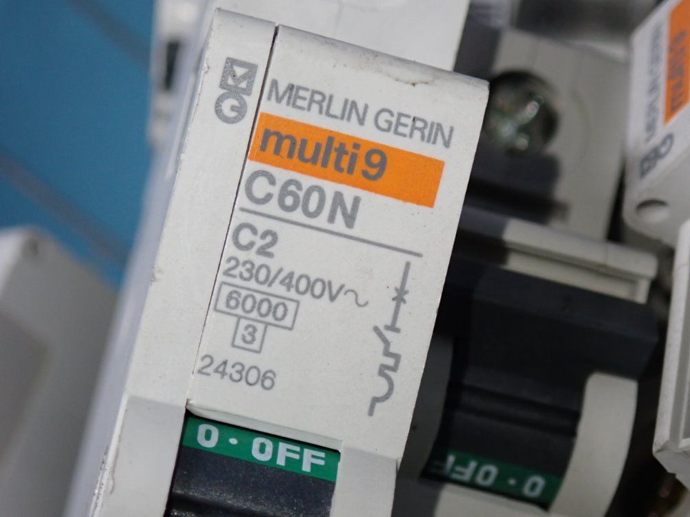 Merlin Gerin Circuit Breakers