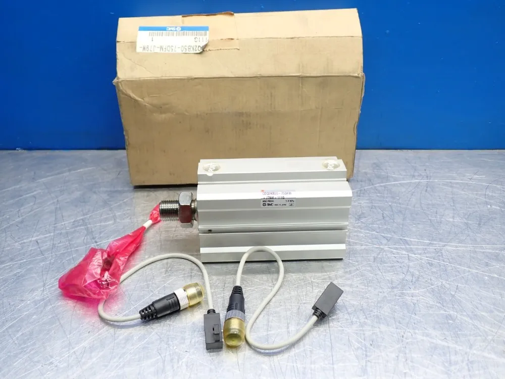 Smc Pneumatic Cylinder - Cdq2kb50-75dfm-j79w