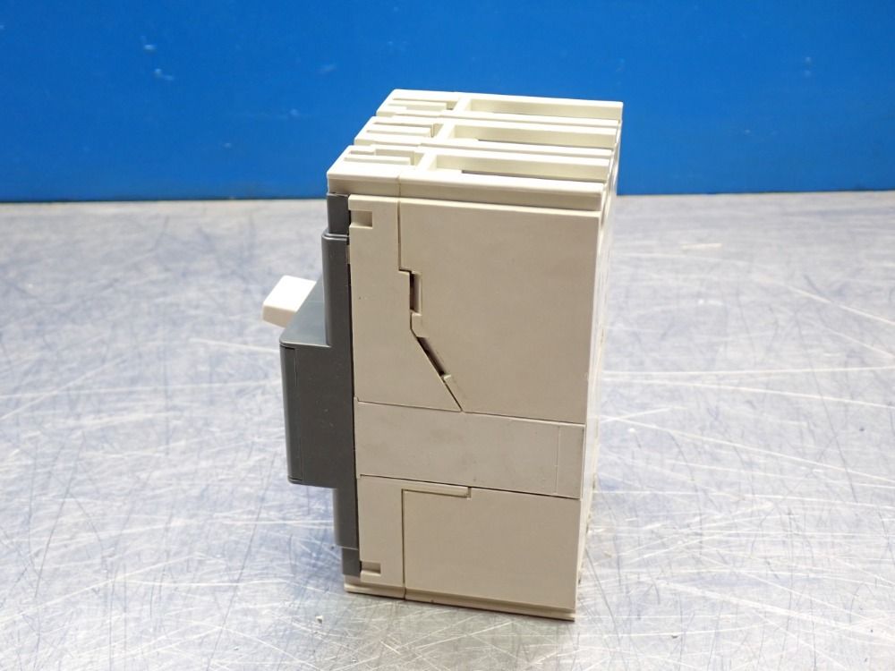 Abb Tmax T1n Circuit Breaker - Sace-tmax-t1-n-100