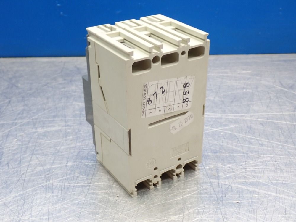 Abb Tmax T1n Circuit Breaker - Sace-tmax-t1-n-100
