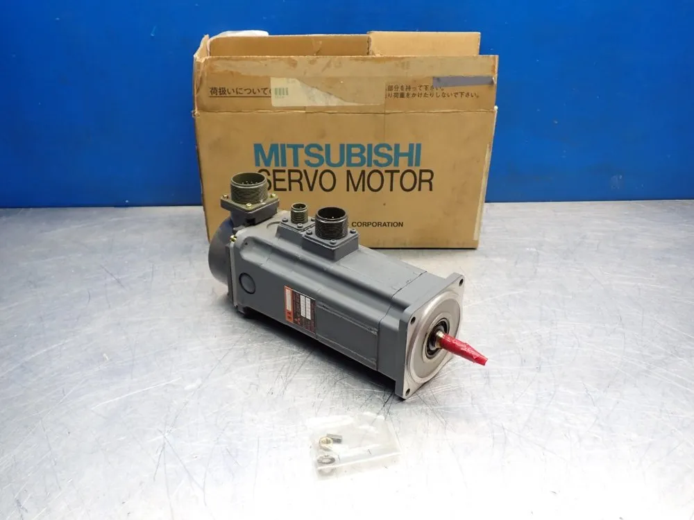 SERVO MOTOR W/BRAKE