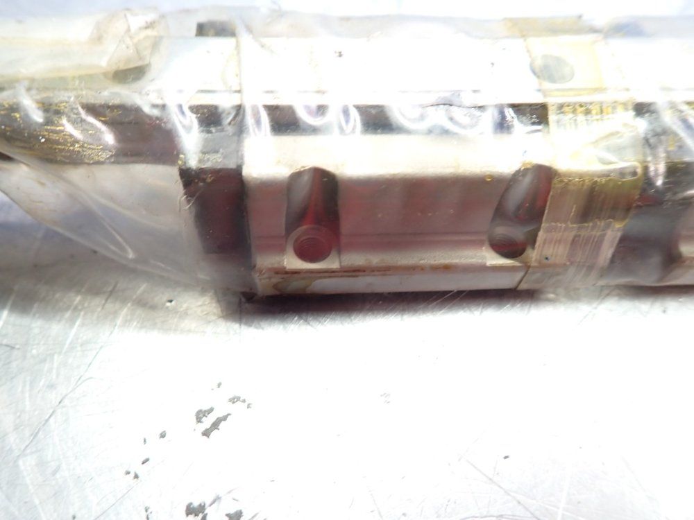 Thk Caged Ball Linear Motion Guide - Shs15c2uu+640l