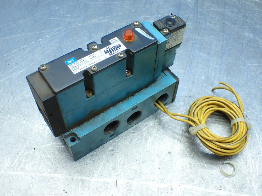 4pcs Assorted Pneumatic Lot. Mac Valves, Apollo, Parker.