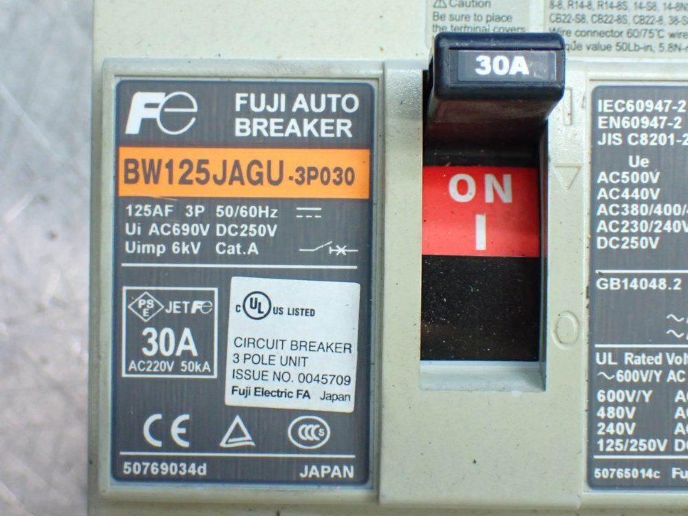 Fuji 2pcs Fuji Circuit Breaker Lot Bw125jagu-3p030 & Bw125jagu-3p013 - Bw125jagu-3p030