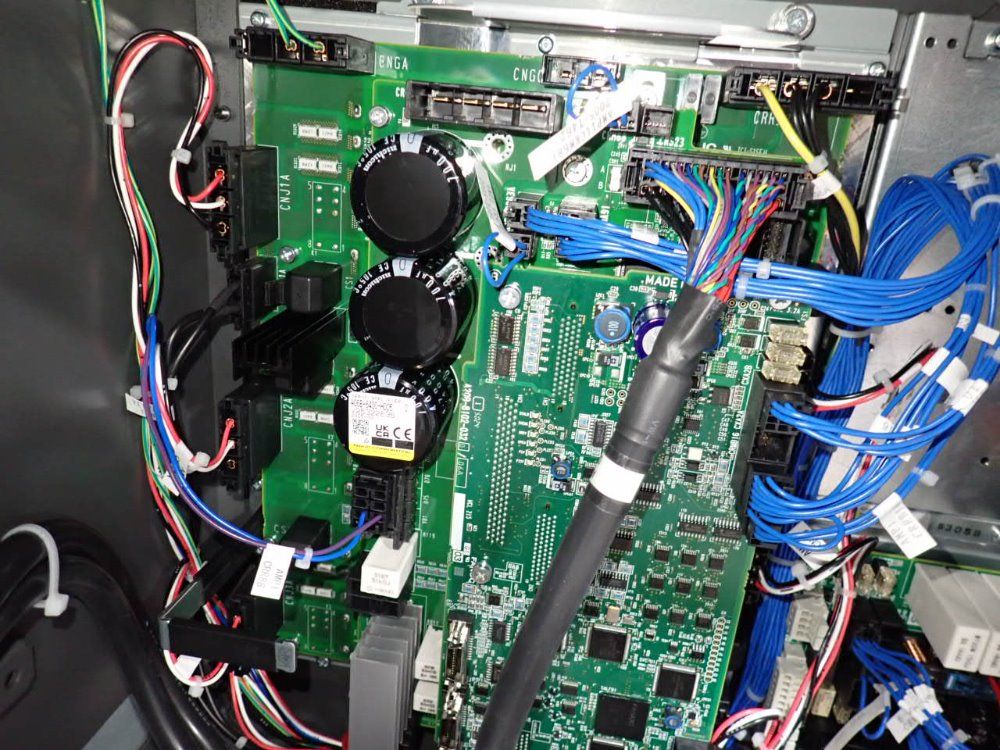 Fanuc Robot Controller - A05b-2651-b021 / R-30ib