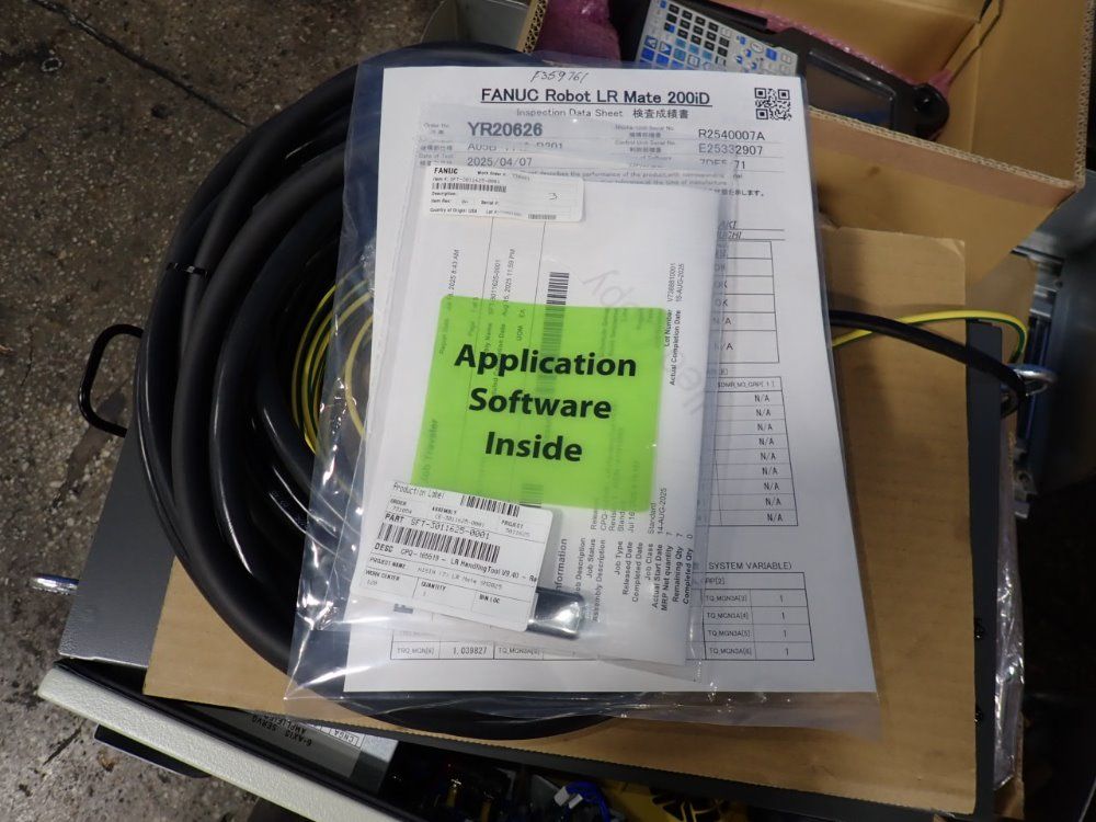 Fanuc Robot Controller - A05b-2651-b021 / R-30ib