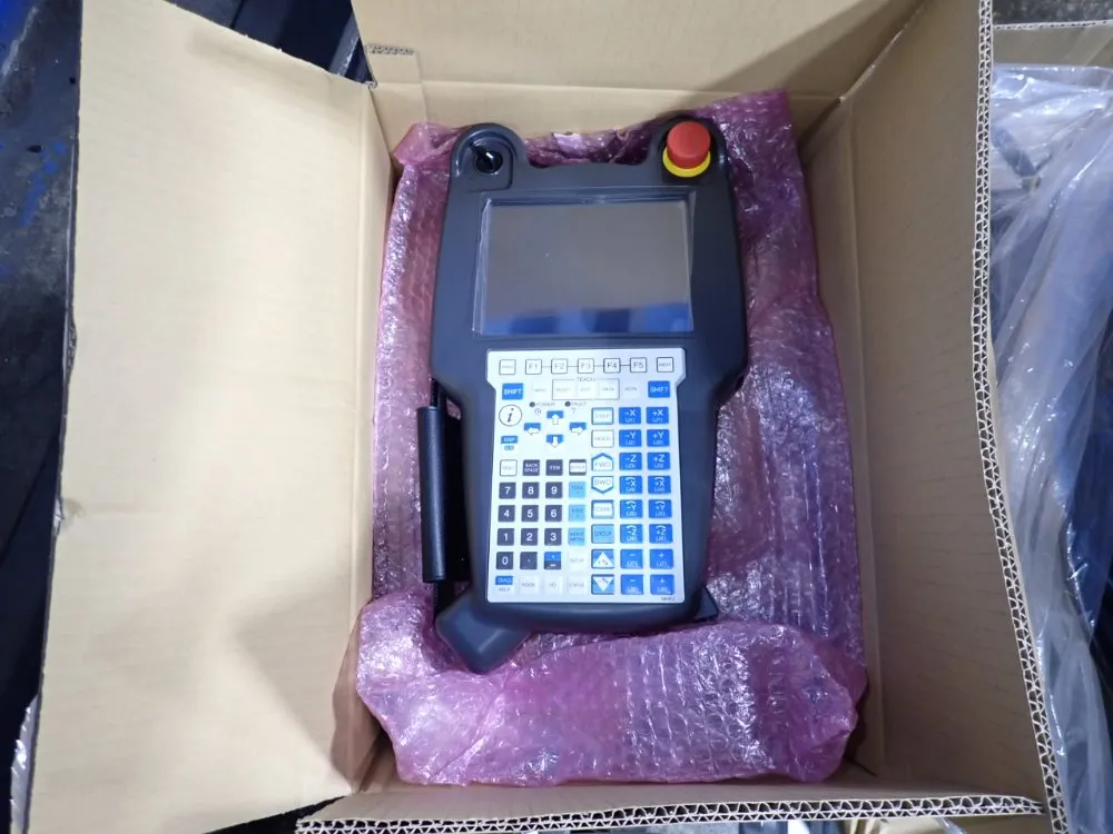 Fanuc Robot Controller - A05b-2651-b021 / R-30ib