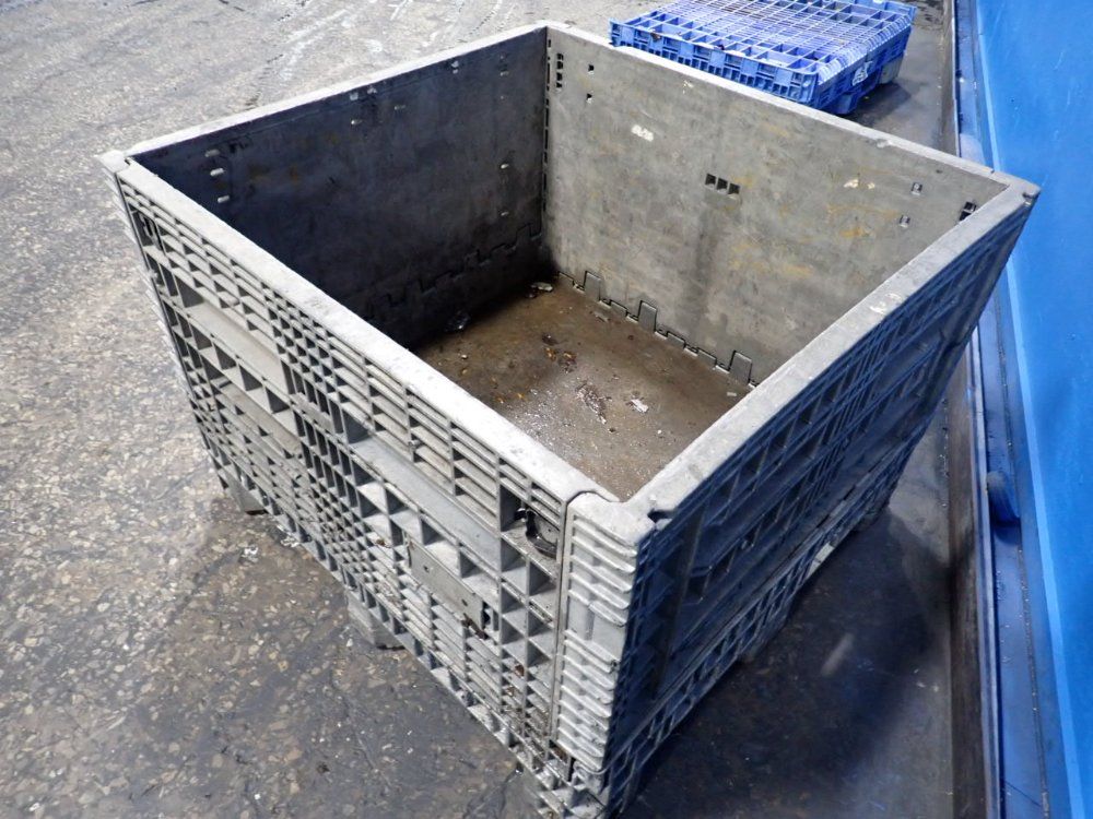 Buckhorn 43" X 41" X 28" Collapsible Bulk Container