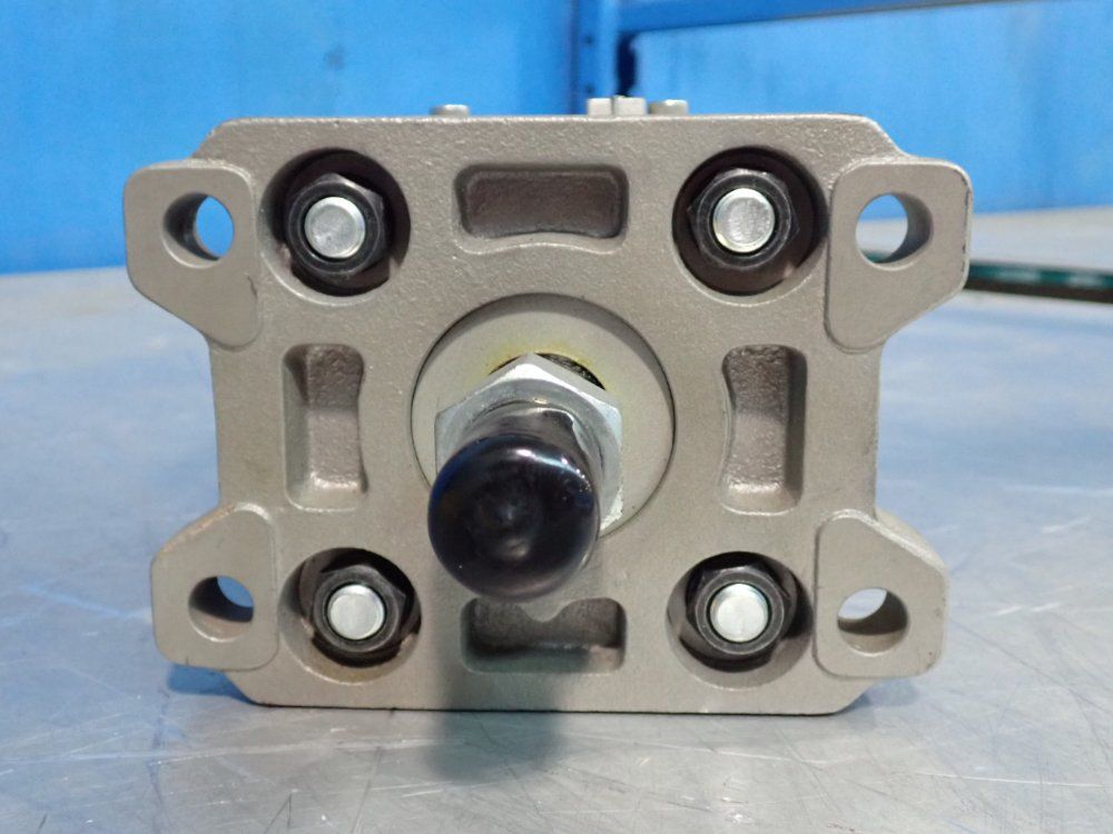 Smc 145 Psi Hydraulic Cylinder - Cla2f80-300-e