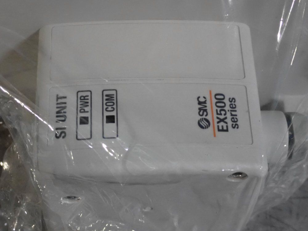 Smc Pnuematic Manifold - Vv5qc41-0603sda
