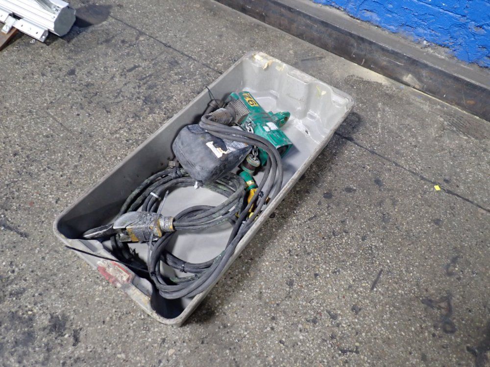 Neuhaus 1/2 Ton Chain Hoist - Mini 500