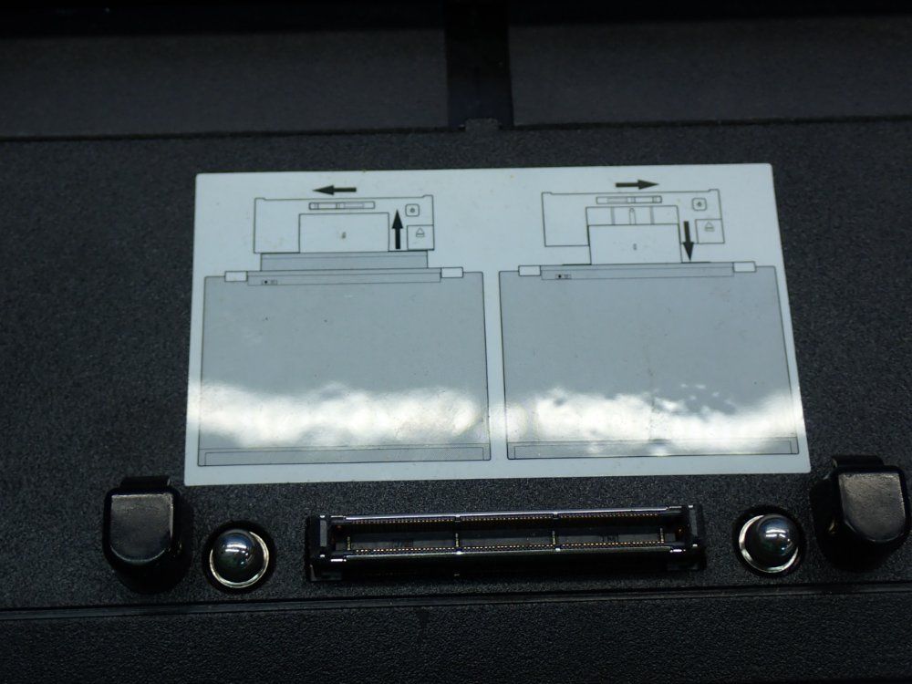 Dell E-port Plus Latitude Docking Station - Pr02x