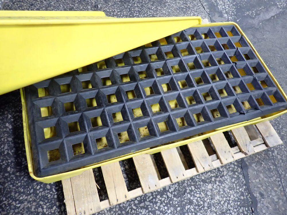 Eagle 26" X 50" X 5" Spill Containtment Pallet - 1632