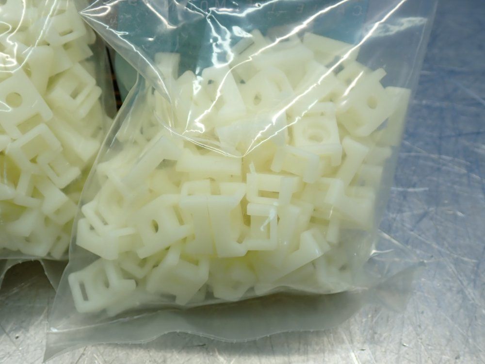 Panduit Cable Tie Mounts, 500pcs - Tm3s10-c