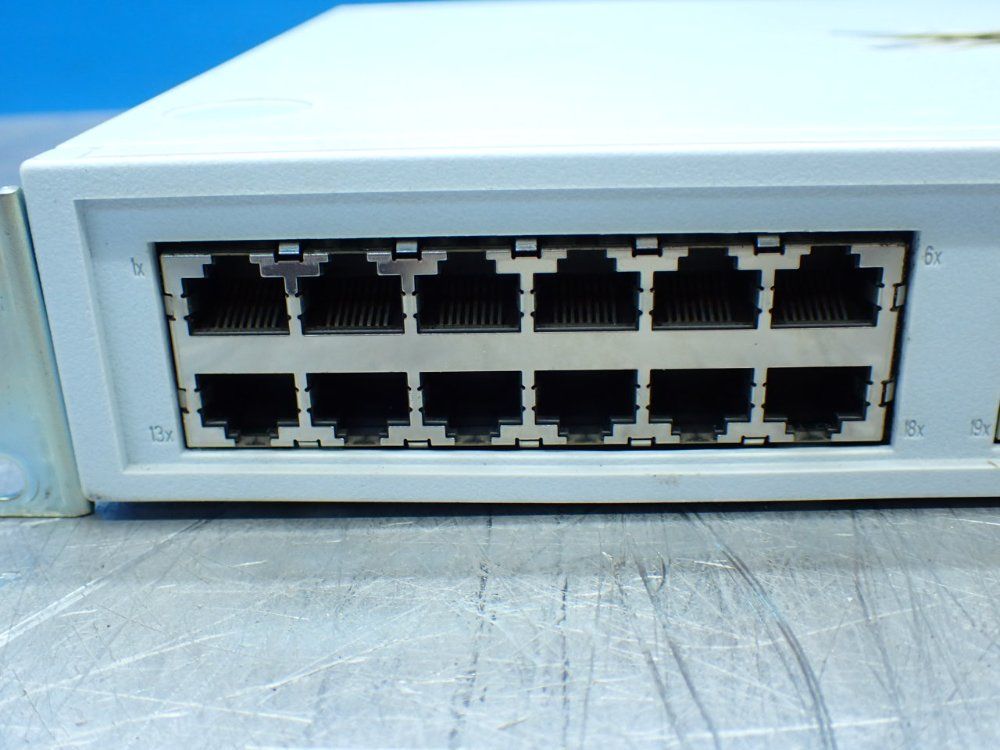 3com Superstack 3 Baseline 24 Port Switch - 1646-510-051-3.01