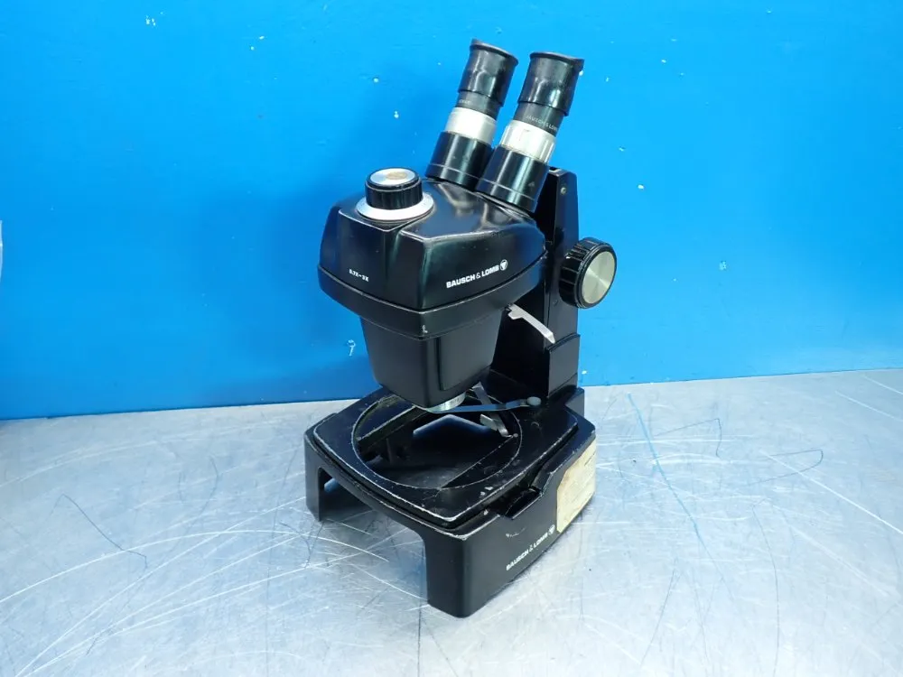 Bausch & Lomb 0.7x-3x Stereozoom 4 Microscope - 0.7x-3x