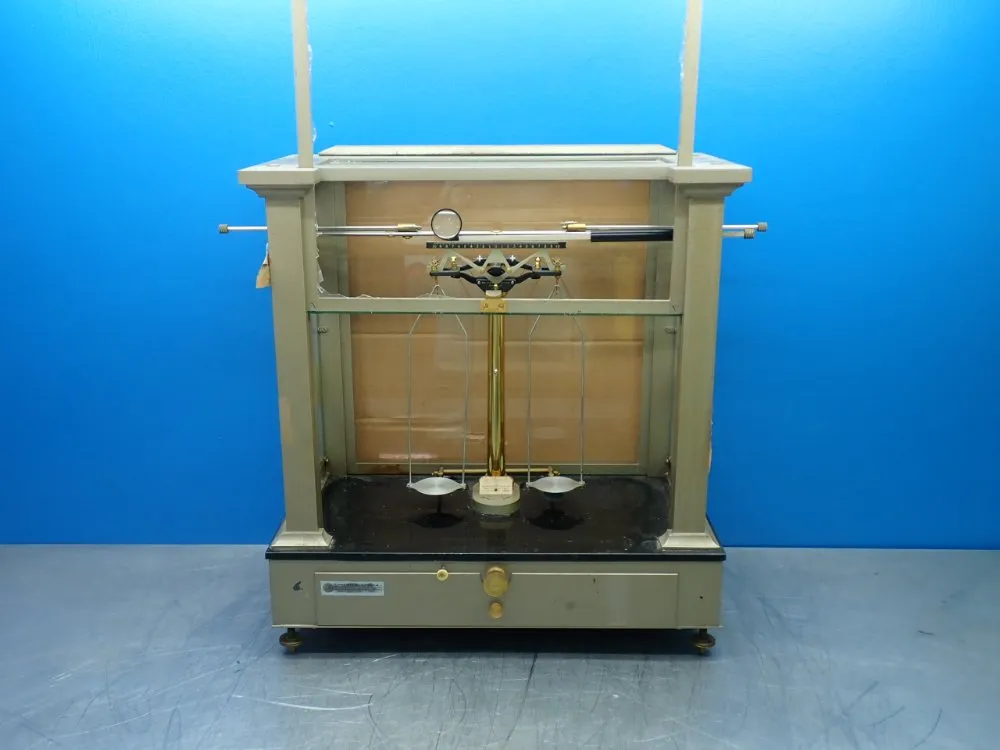 Ainsworth & Sons Vintage Apothecary Balance Scale