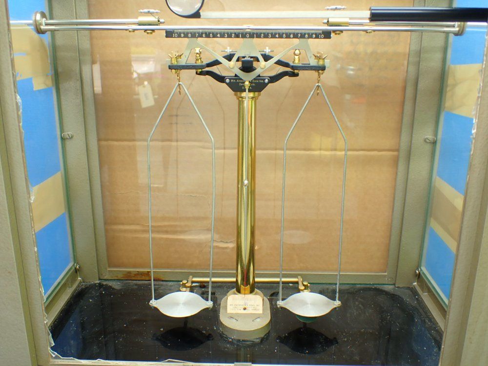 Ainsworth & Sons Vintage Apothecary Balance Scale