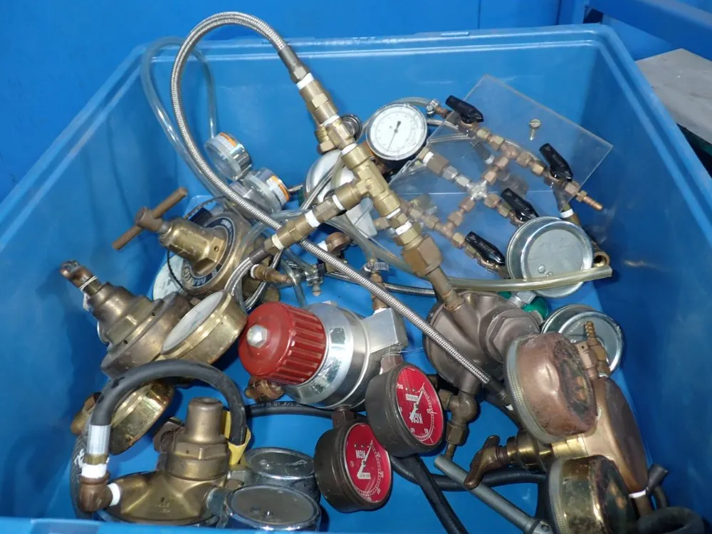 Pressure Gauges