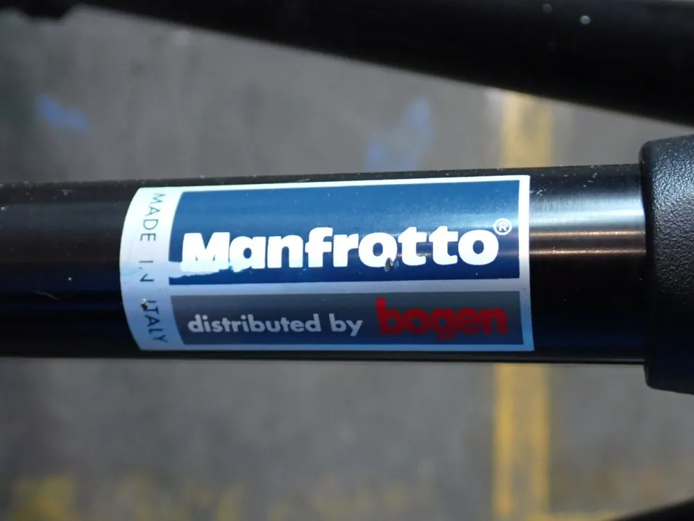 Manfrotto Tripod Stand