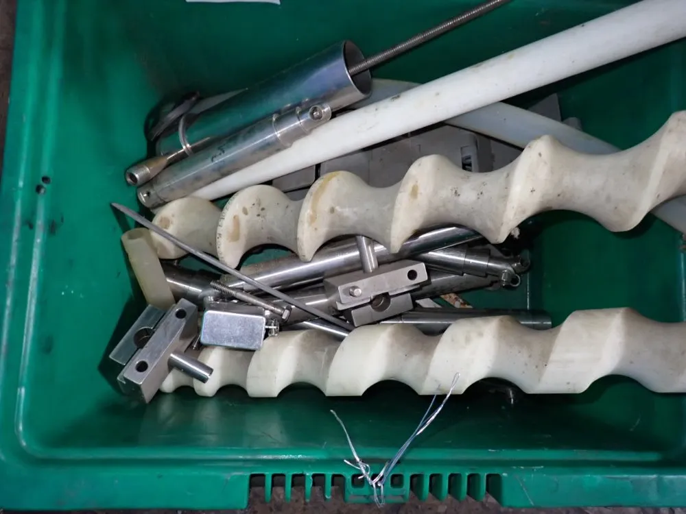 Cozzoli Machine Company 3 1/2" X 77" Filler