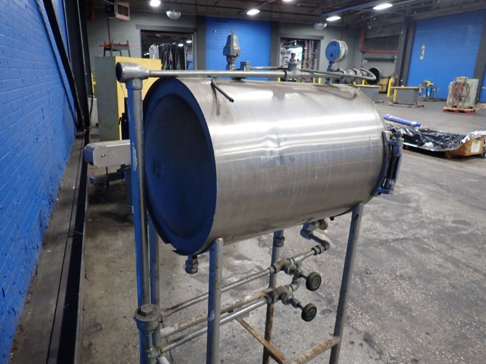 American Sterilizer Company 17" X 17" X 24" Vacuum Pressure Vessel