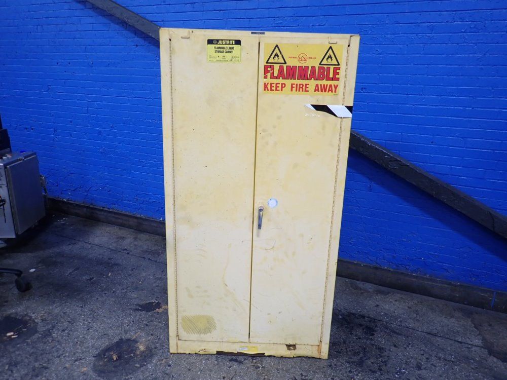 Justrite Mfg Co 60 Gal. Flammable Cabinet - 25602