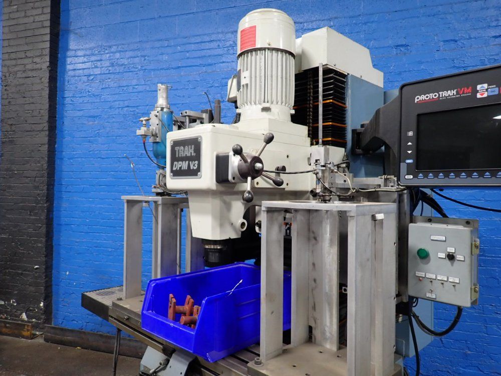 Southwestern Industries 50" X 10" 3 Axis Cnc Milling Machine - Trak Dpmv3