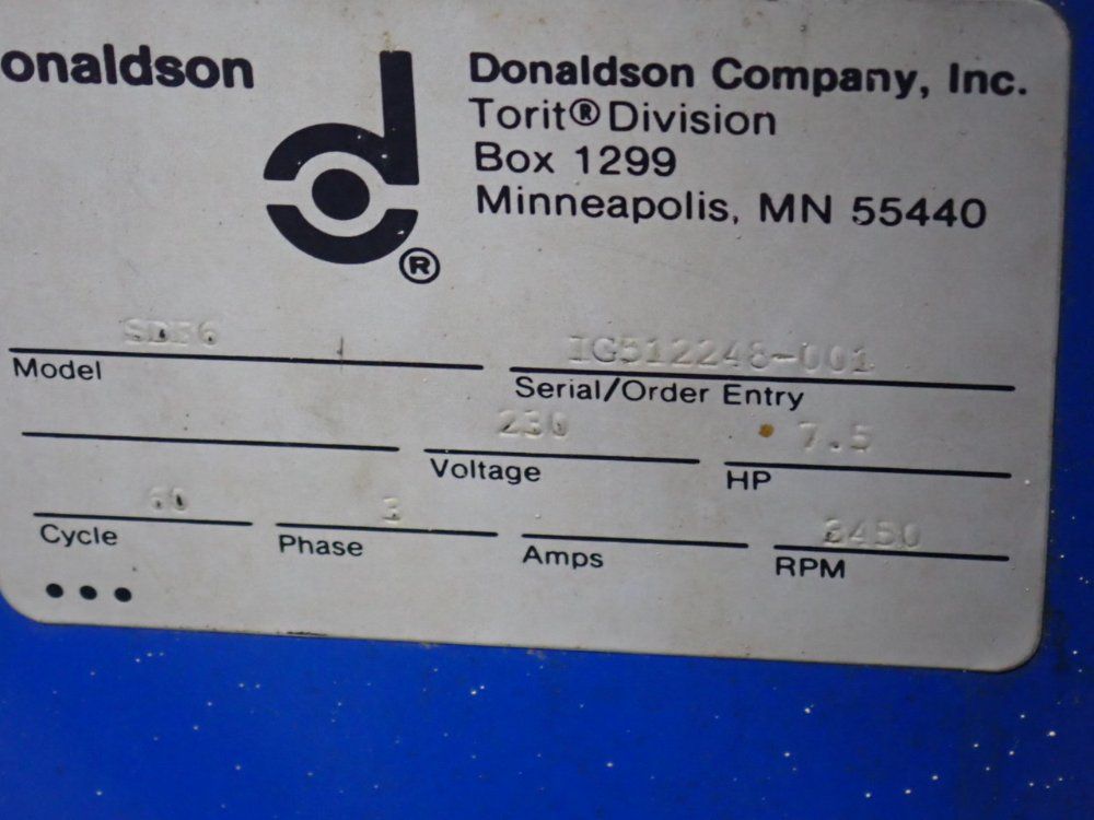 Donaldson Company, Inc. Industrial Cartridge Dust Collector - Sdf6