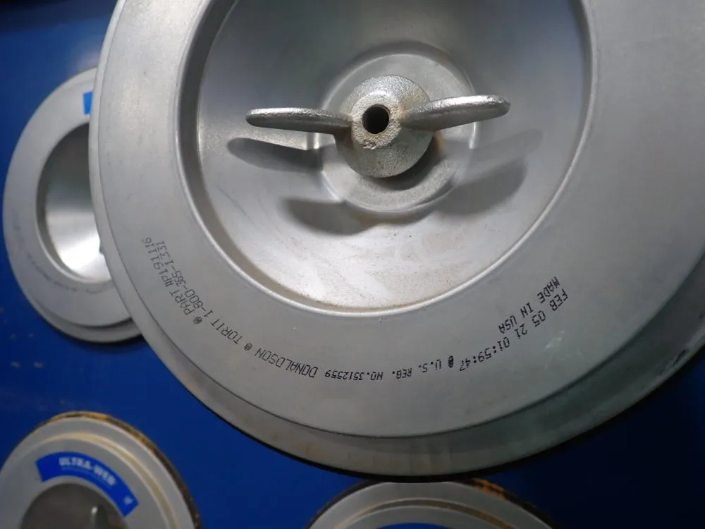 Donaldson Company, Inc. Industrial Cartridge Dust Collector - Sdf6