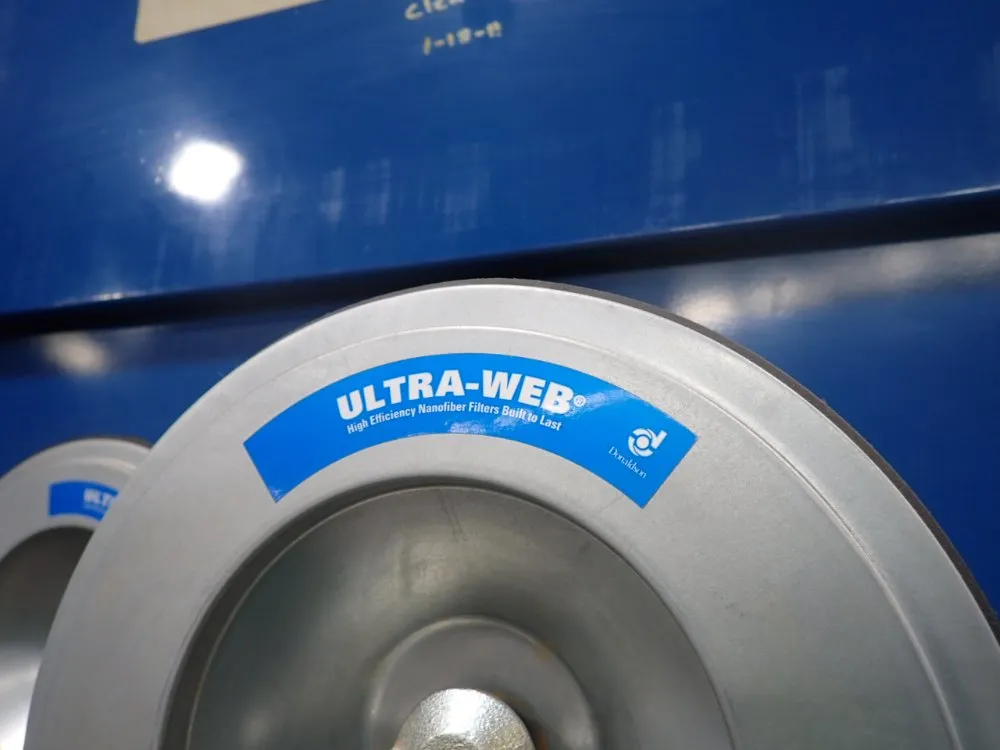 Donaldson Company, Inc. Industrial Cartridge Dust Collector - Sdf6