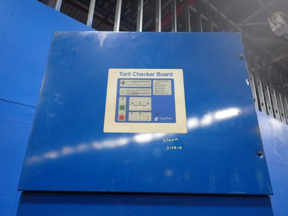 Donaldson Company, Inc. Industrial Cartridge Dust Collector - Sdf6