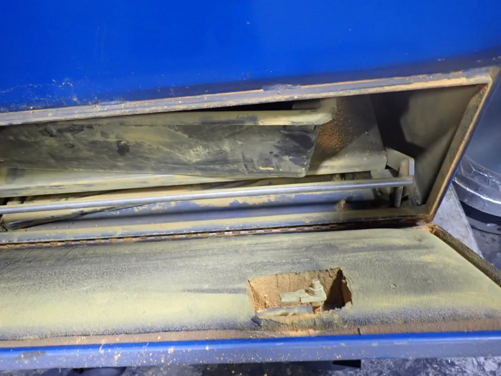 Donaldson Company, Inc. Industrial Cartridge Dust Collector - Sdf6