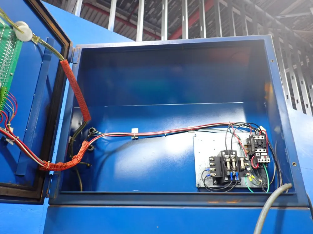 Donaldson Company, Inc. Industrial Cartridge Dust Collector - Sdf6