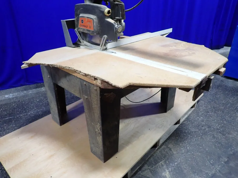 Dewalt 16" Radial Arm Saw - 3566