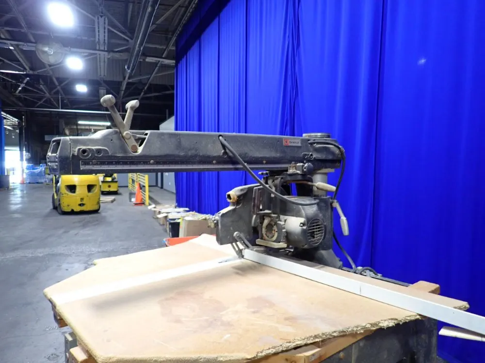 Dewalt 16" Radial Arm Saw - 3566